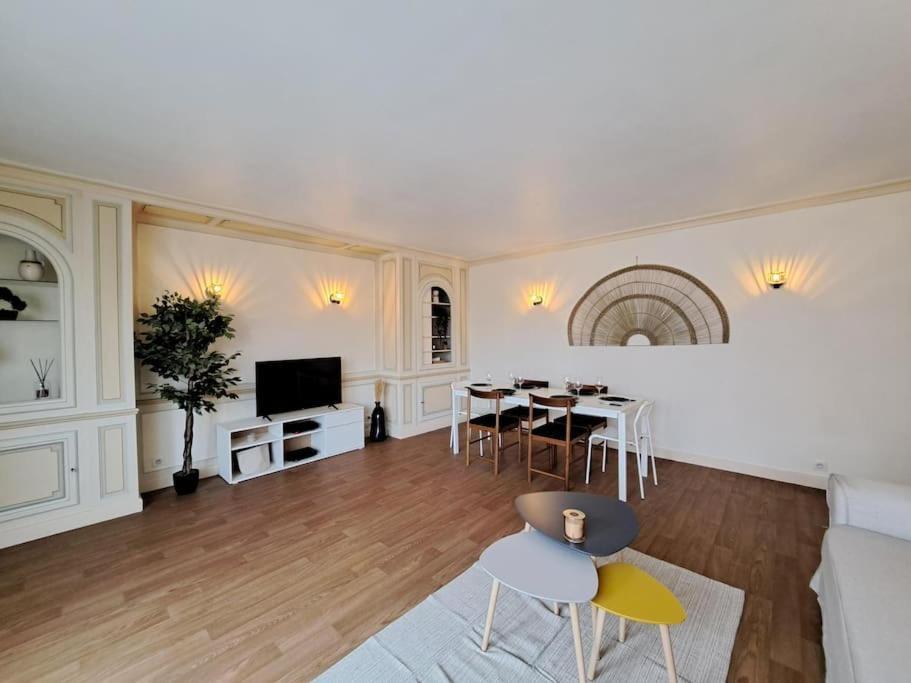 Magnifique T3 Avec Balcon Au Pied Du Metro Colbert Appartement Tourcoing Buitenkant foto